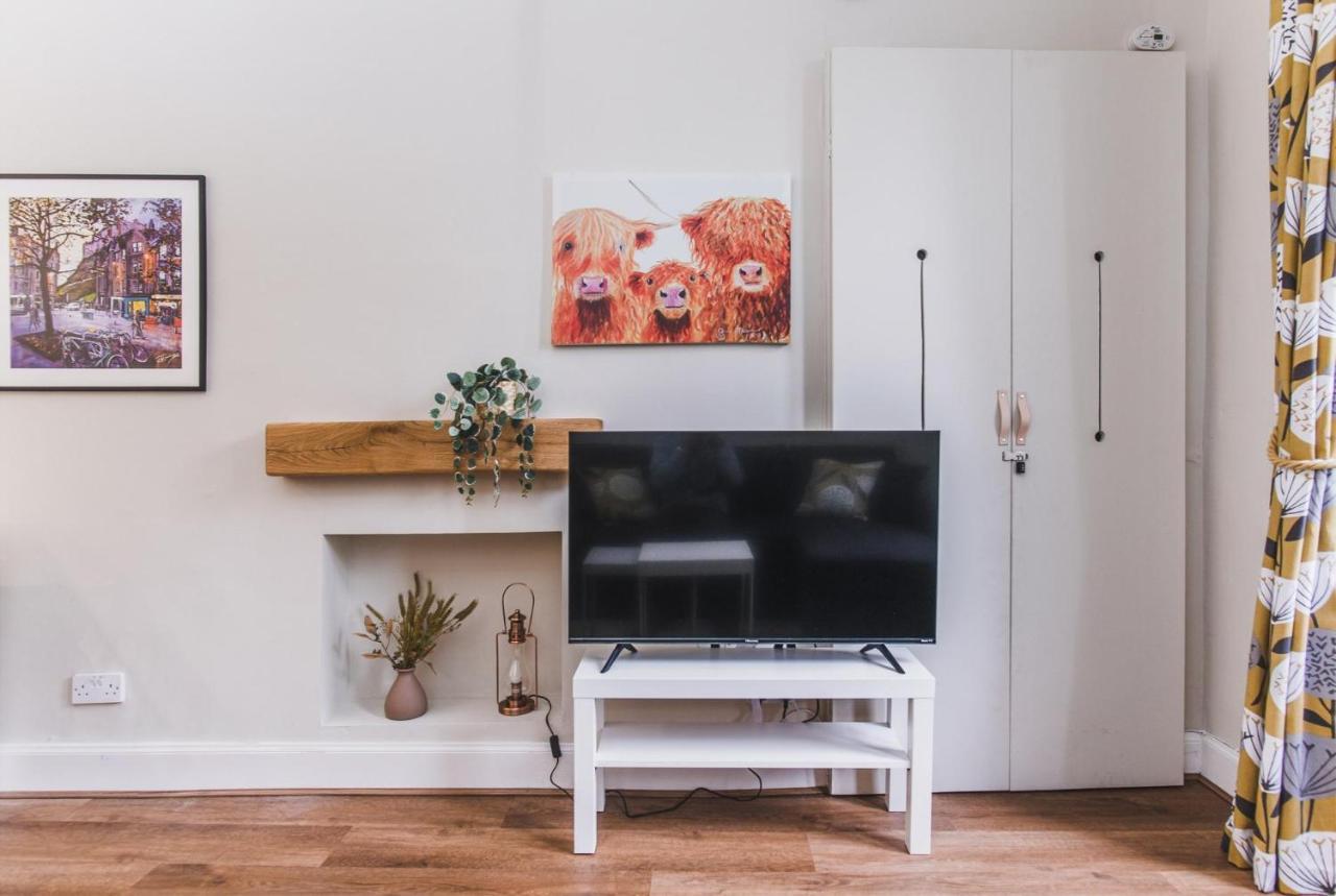 New Sleek 1Bd Edinburgh City Centre Stay Extérieur photo